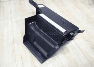 Mocowanie wspornik wykładziny bagażnika lewy TESLA 1470967-00-b 3