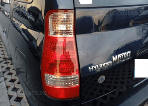 Hyundai Matrix lift lampa tyl tylna prawa lewa 1