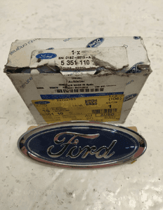 Ford s-max fiesta focus transit courier znaczek logo emblemat nowy oryginał 2
