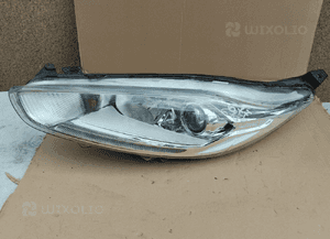 Lampa przednia lewa led ford fiesta MK7 lift uk 1