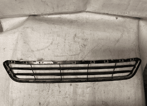 Ford mondeo MK5 kratka zderzaka 14- 1
