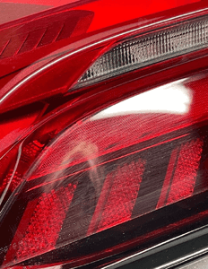 Lampa lewy tyl audi e-tron gt 4J3945091 org fv 7