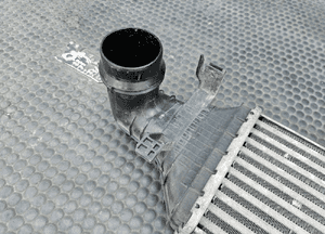 Intercooler A2045000200 Chłodnica Powietrza Turbiny 2.2 CDI Mercedes C Klasa W204 9