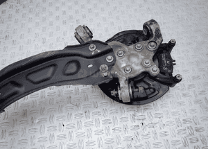 ZWROTNICA PRAWY TYŁ MERCEDES W176 RADOM 2