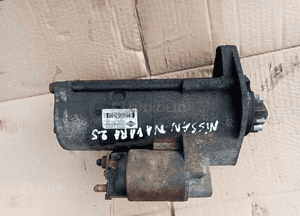 rozrusznik navara 2.5 dci d40 1