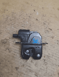 Renault Scenic III Zamek klapy bagażnika 646300003r 2