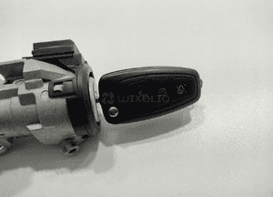 STACYJKA KLUCZYK PILOT FORD C-MAX MK2 II AM5A-22053-CC 3M51-3F880-AE 10-18 6