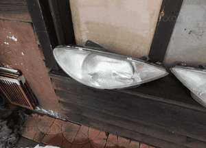 peugeot 206  lampa prawa WYSYŁKA 1