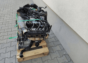 SILNIK KOMPLETNY WTRYSKIWACZE TURBINA AUDI Q5 I 8R 3.0 TDI CCW 2008-2012 4