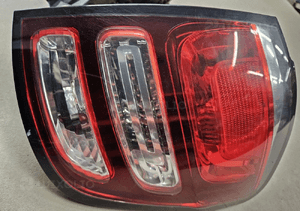 Citroen C3 II 2 lift lampa tył tylna  prawa lewa 2