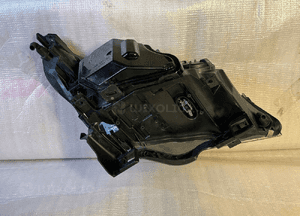 Bmw 5 E60 E61 bixenon lewy nieskrętny 03-07 4