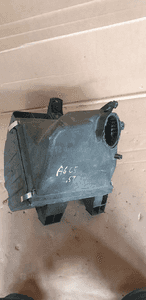 Obudowa filtra powietrza Audi A6 C5 2.5 TDI 4B0133835L 6