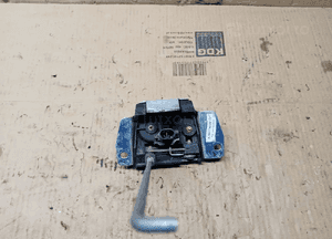 Zamek klapy bagażnika Mercedes ML W163 A1637400235 3
