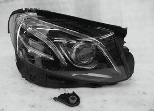 Mercedes 213 A213 multibaem lampa przednia prawa 1