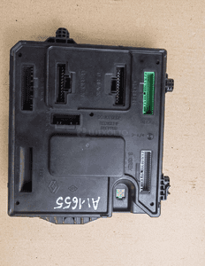 MODUŁ BCM 284B17882R S180098101 RENAULT MEGANE III 1