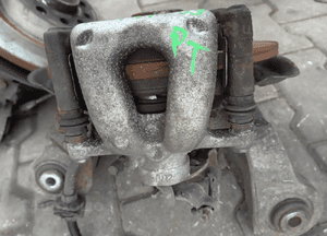 Alfa Romeo 159 zacisk hamulcowy tył tylny prawy 3