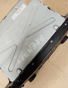 Radio radioodtwarzacz fabryczny Mazda Premacy CB81669S0 3