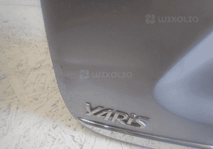 Klapa tył pokrywa bagażnika toyota yaris cross 21- 2
