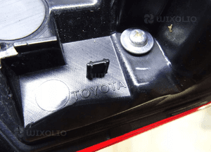 TOYOTA CAMRY IX SEDAN LAMPA TYLNA prawa LED 2018 33-240 8