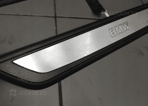 Bmw 7 F01 F02 listwy progowe podświetlane nakładki drzwi oryginał bmw 6