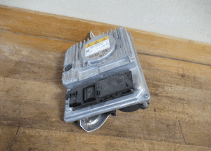 PRZETWORNIK NAPIĘCIA AUDI A6 A7 A8 D5 C7 C8 1