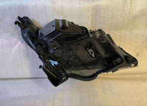 Bmw 5 E60 E61 bixenon lewy nieskrętny 03-07 3