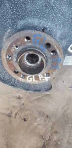 Zwrotnica piasta prawy tył tylna prawa kompletna wahacze Mercedes GL GL350 X166 W166 3.0 CDI 7