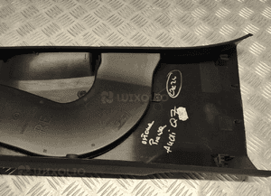 AUDI Q7 OSŁONA SŁUPKA B POSZYCIE PRAWE 12