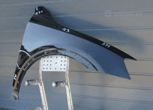Błotnik przedni przód prawy audi Q3 i 8U0 2011- 2