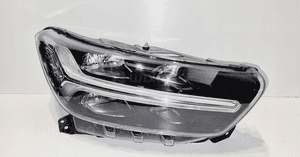 Reflektor prawy lewy mid led volvo XC40 europa 3