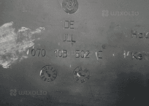 Pokrywa osłona silnika zaworów VW Touareg 2.5 TDI 070103502C 7
