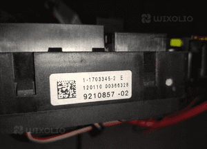 BMW 5 F10 F11 3.0D N57 MODUŁ SKRZYNKA BEZPIECZNIKÓW WTYCZKI 9210857 8