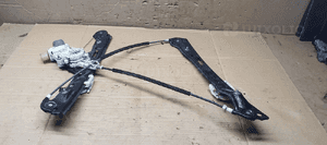 Mechanizm podnośnik szyby lewy przód BMW 1 E87 7067795S 7138465E 6927027 1