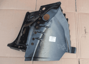 Nadkole fartuch audi A4 8H0809106 radom 1