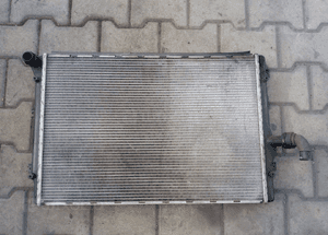 VW Passat B6 1.9 2.0 TDi chlodnica wody