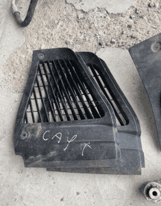 Porsche Cayenne mk1 osłona plastik wlot obudowa plastik 19