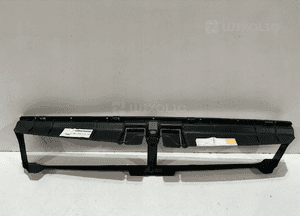 BMW 5 F10 F11 Kierownica powietrza dolna - 16107 2