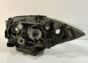 BMW 1 E87 Lampa przednia Bi-xenon R - 13850 6