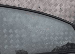 Drzwi prawy przód mazda 5 CC33 radom 4