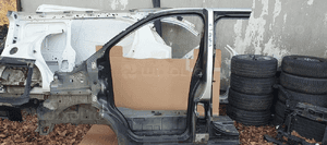 Ćwiartka podłużnica lewa przednia lewy przód Opel Vivaro B Trafic III 1