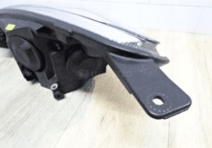 FORD FIESTA MK8 ZWYKŁA LAMPA PRAWA h1bb-13w029-ad 7