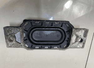 Opel insignia a 2.0 mocowanie silnika V060970101 2