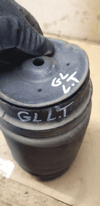 Miech poduszka zawieszenia lewy tył Mercedes GL X166 W166 9