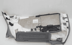 TAPICERKA BAGAZNIKA KPL VW TOUAREG I AXQ 7L 04 9