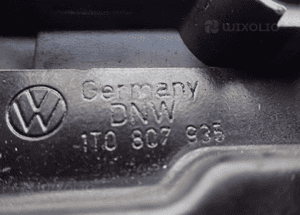 Ślizg zderzaka LEWY przód VW Touran I 1T0807935 RADOM 3