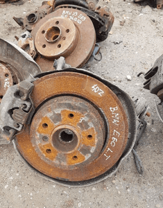 piasta lewa tył bmw e 60