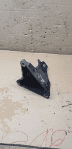 Łapa wspornik silnika VW Passat B5 1.9 TDI 8D0199308AG 6