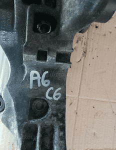 Podstawa łapa alternatora rolki Audi A6 C6 2.0 TDI 03G903143D 8