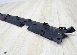 Listwa górna atrapy grilla volvo XC90 ii 31383730 9
