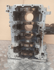 Bmw E60 E61 E81 E87 E90 E91 E92 E83 X3 E84 X1 blok silnika N47D20C 177KM 13